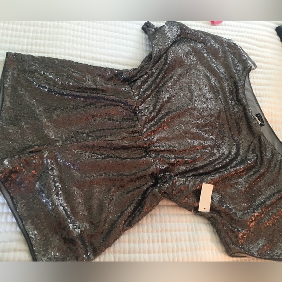 Venus Off the Shoulder Shorts Romper XL Sequin Embellished Asymmetrical Gray NWT - Picture 11 of 11